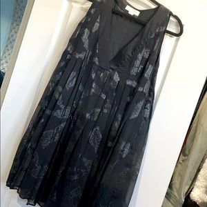 Adampluseve Little black hot dress w sheer layer